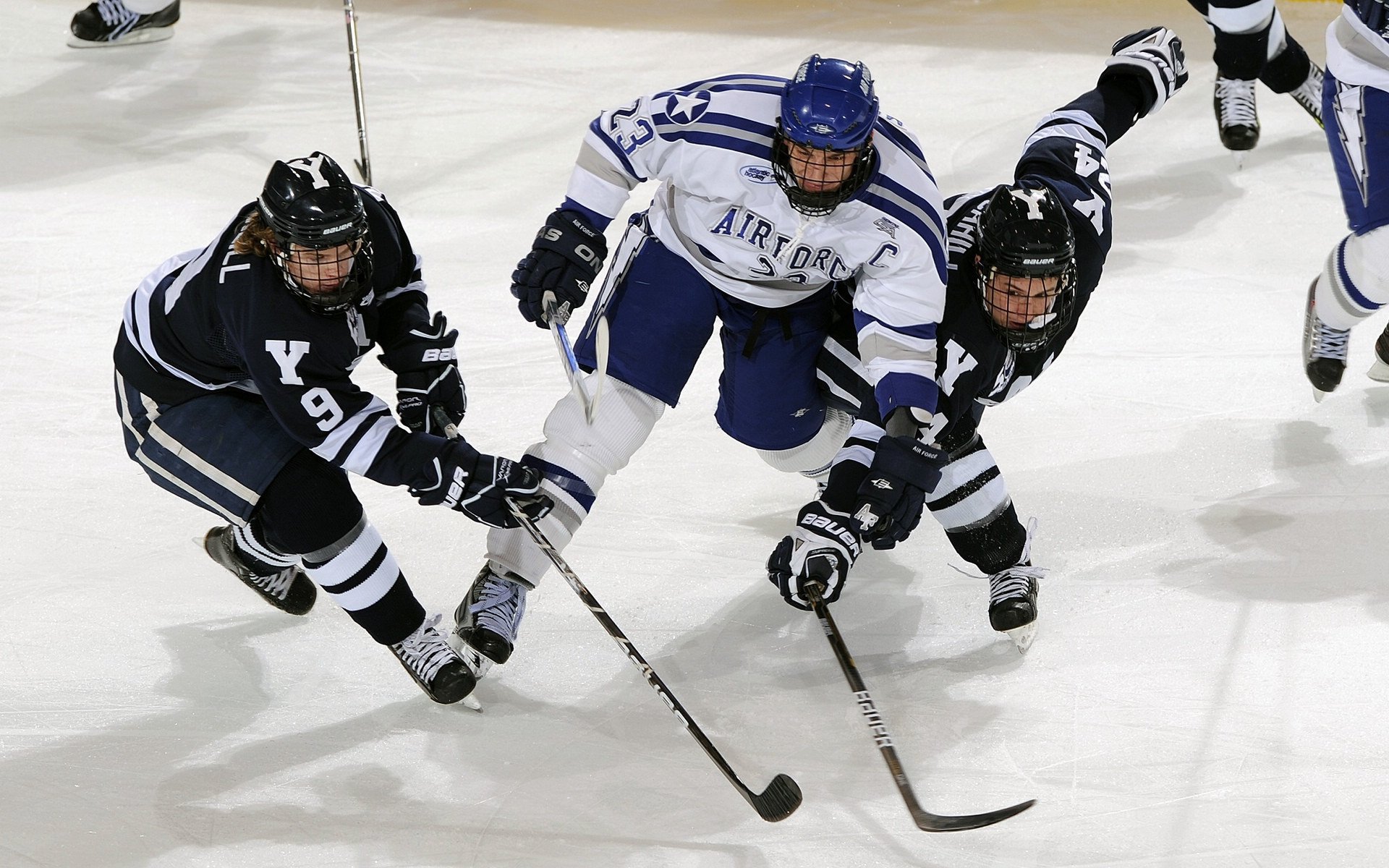 九游体育官网首页-杰克·阿莱克西用速度与耐力完美结合，阿莱克谢哦